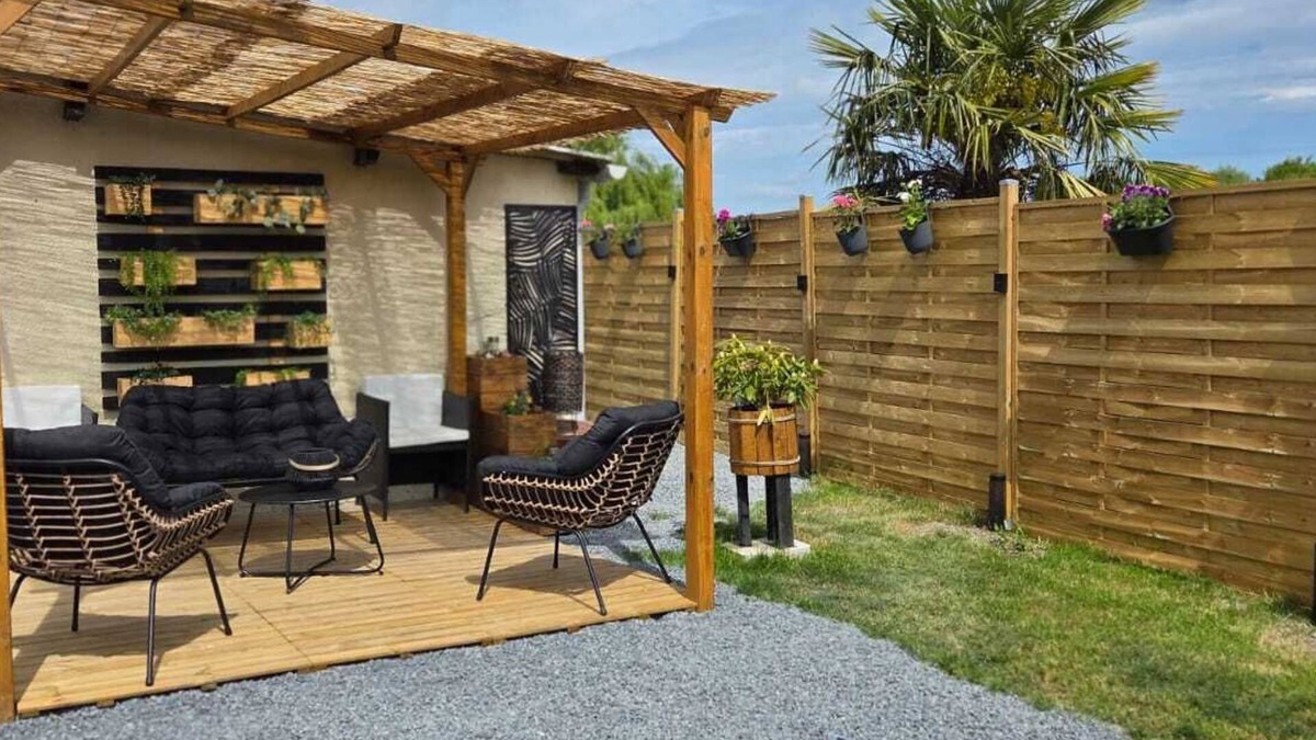Le Tronquay Apartment | l'ESCALE cosy gite