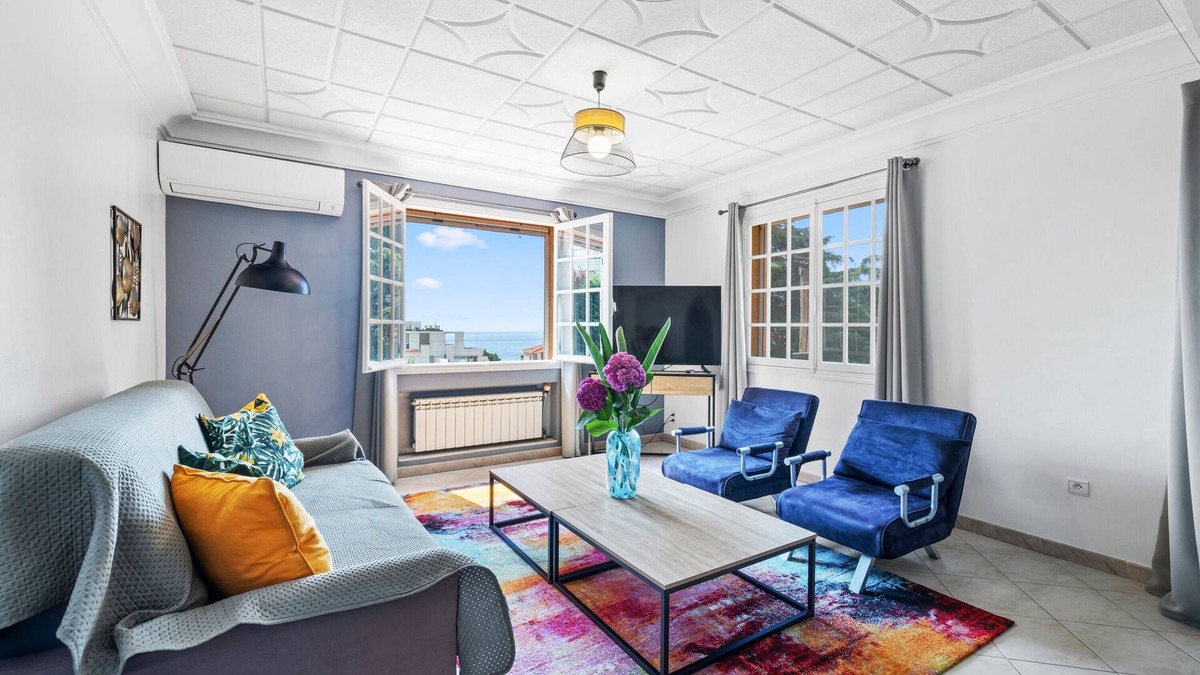 Menton Apartment | L'Escale de Beauvallon - Appt vue mer