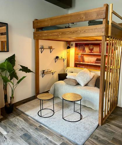 Dieppe Apartment | L'escapade en mezzanine