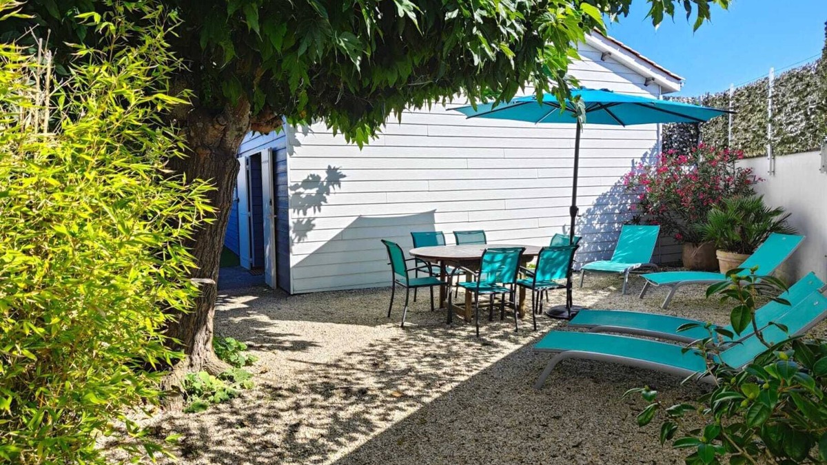 Saint-Palais-sur-Mer House | L'Estivale, house with garden 300 meters from the beach