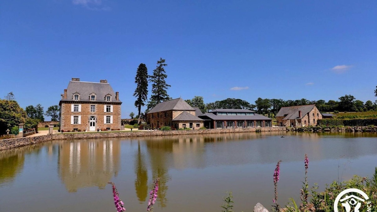 Mezieres-sur-Couesnon House | L'etang - Mezieres SUR Couesnon