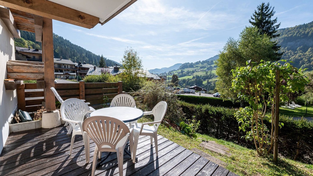 Flumet Apartment | L'Etoile Blanche - Appt vue montagne