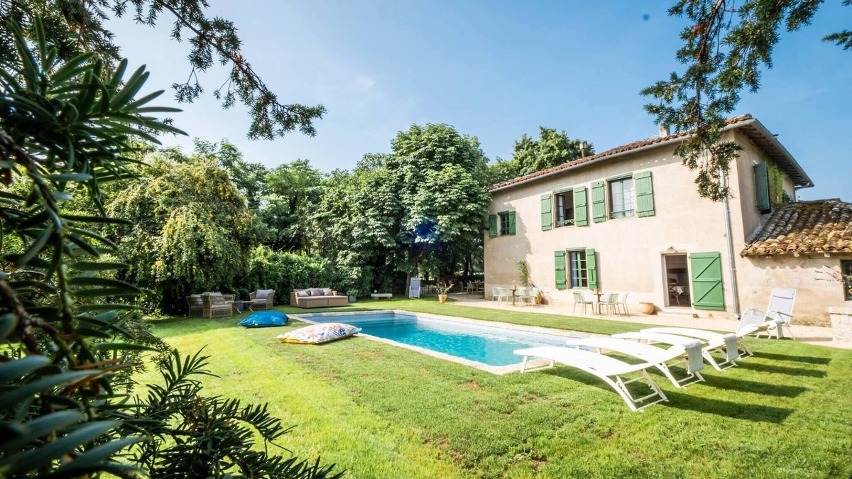 Negrepelisse Ski Chalet | L'Hacienda Occitane- Heated pool- air conditioning