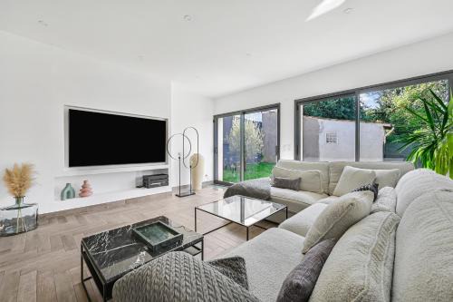 Cachan Villa | L'Harmonie - 8P - 4BDR - 3BR - Jardin & Parking