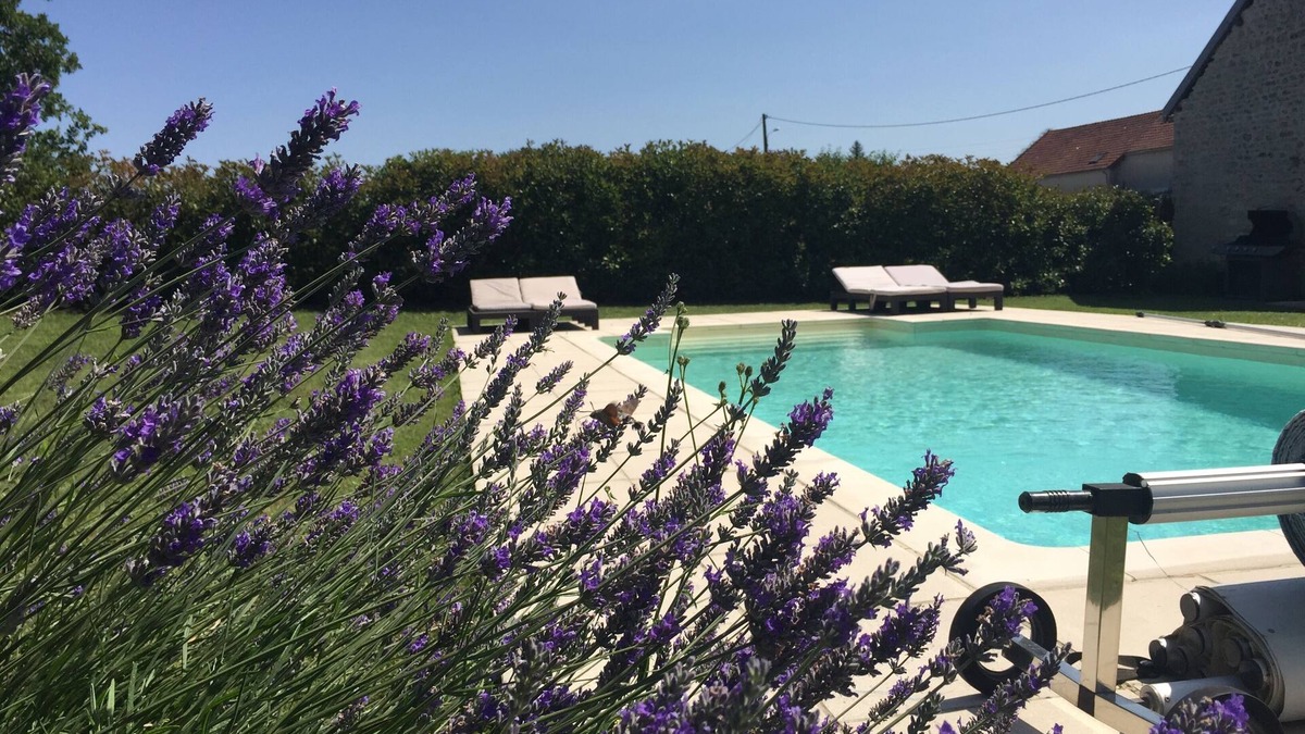 Gardefort House | L'Hostal, a family home at the gateway to Sancerre