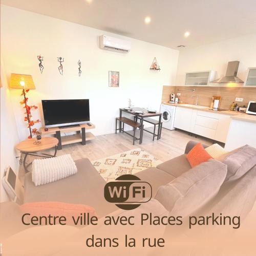 Auch Apartment | L'Ibéris - Toutes les commodités dans la rue - 1er étage