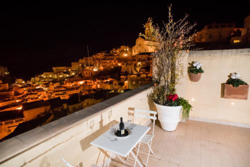 Sasso Caveoso House | L'Incanto Luxury Rooms