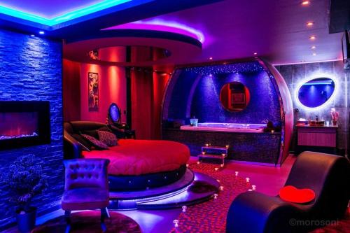 Lalande-Grand Selve Apartment | L'Insolite Spa Privatif 'Suite Luxueuse-Jacuzzi"