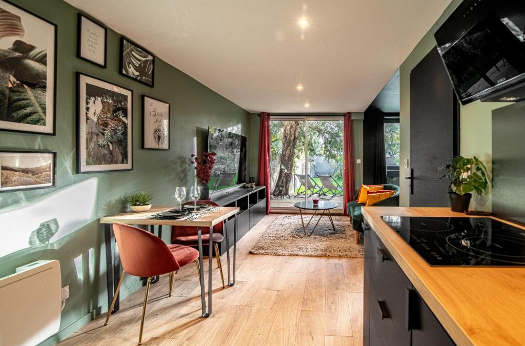 Coudray Bed & Breakfast | L'Insoupçonnée