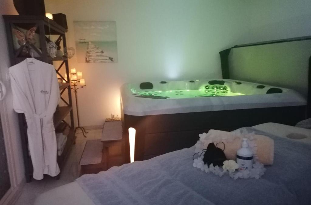 Villeneuve-en-Retz Bed & Breakfast | L'INSTANT ZEN NATURISTE ONLY ADULTE