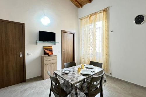 Livorno Apartment | "L'Obelisco"