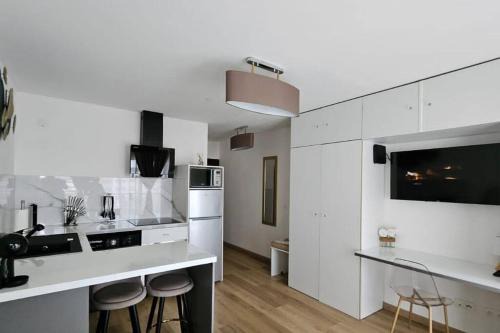 Cayenne Apartment | L'oiseau de paradis - à deux pas de l'Université de Guyane