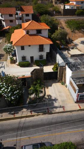 Margarita Island Apartment | L Otro Pueblo Pampatar