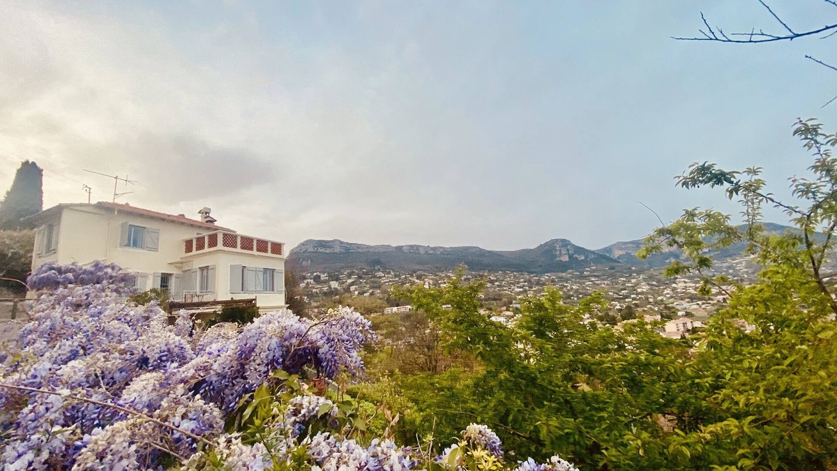Vence House | L'Oustalou - House with garden just a stone's throw from the historic town centre