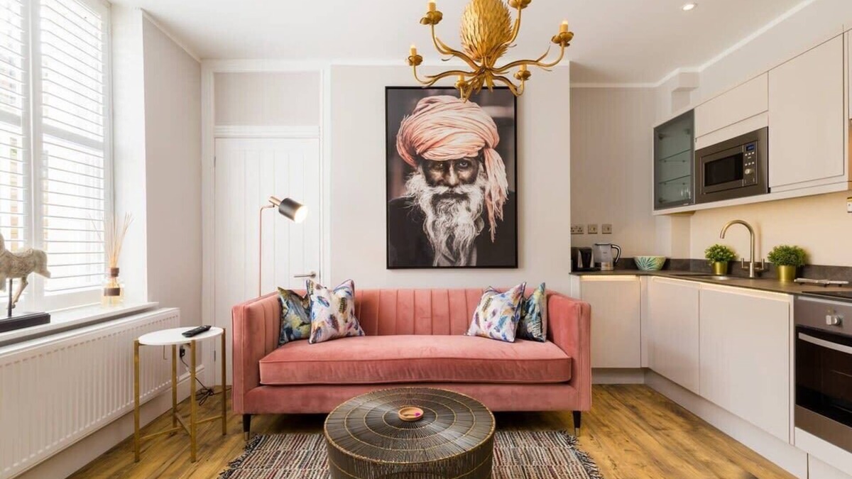 Leamington Spa Apartment | L-Spa Boutique Apartments - Chic hideaway studio apartment