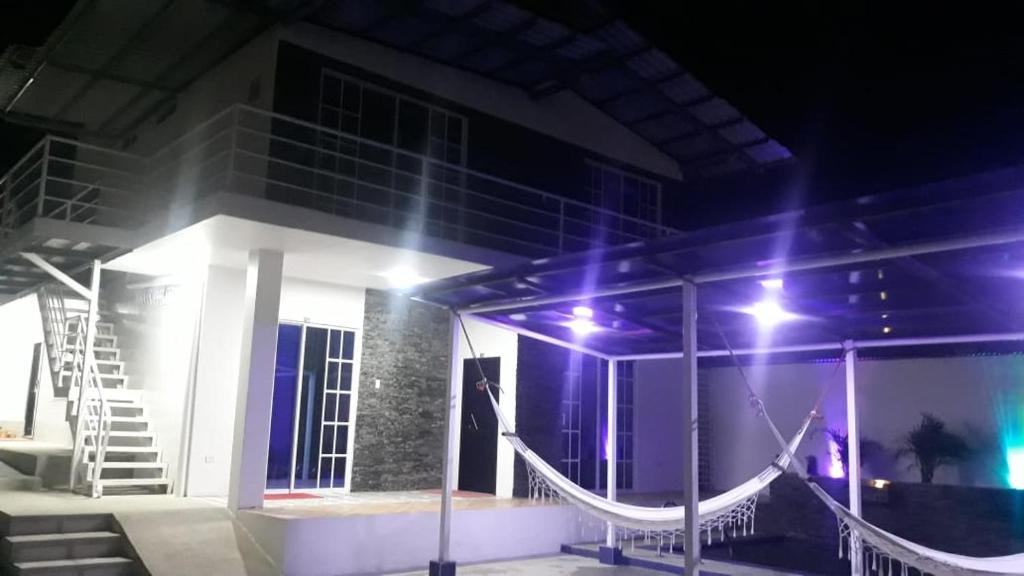 Pedernales Hotel | L'Vanna Hotel