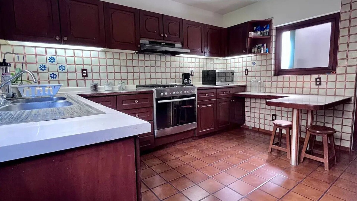 Anahuac Apartment | L131 - 1BDR /1BTH - One Bedroom Apartment, Sleeps 4