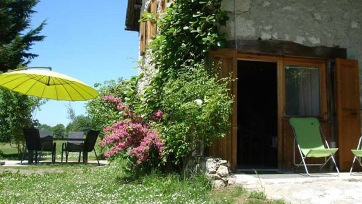 Attignat-Oncin House | LA 5eme Saison - LAC