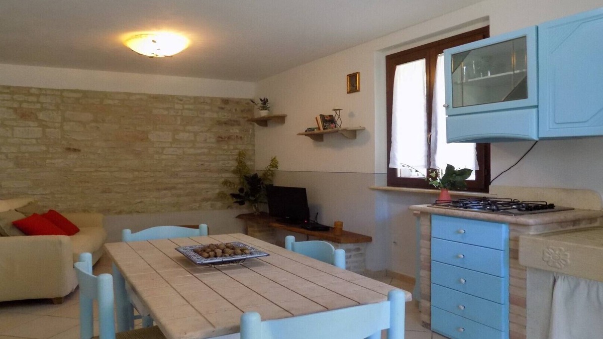 Acqualagna Apartment | "La Baiona" Apt. Sunflower