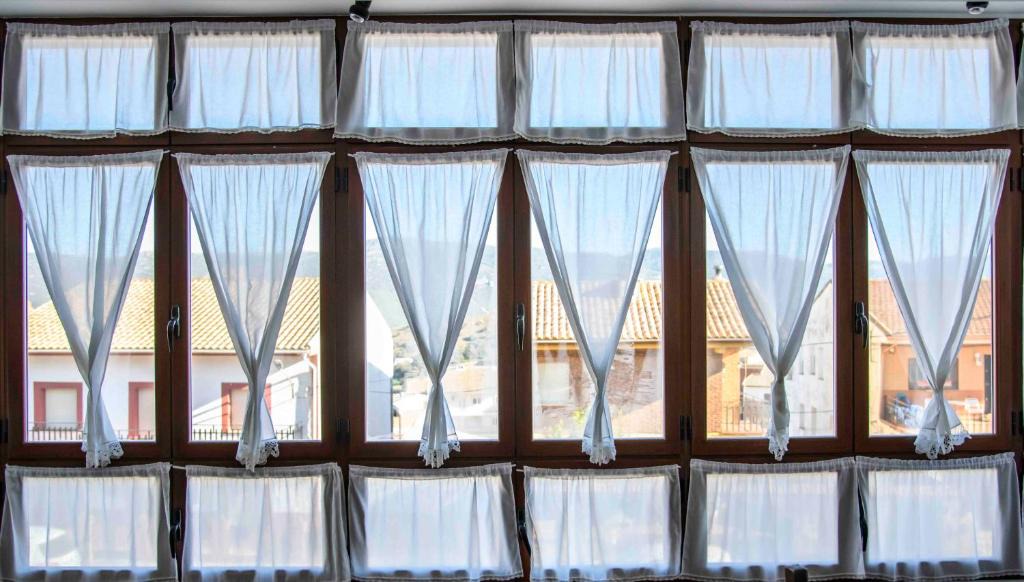 Puebla de Don Rodrigo Villa | La Balconera de Ana