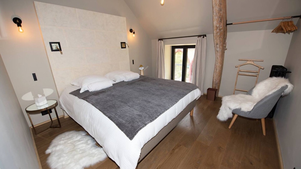 Saint-Laurent-Nouan Apartment | La Barboire Campagne - Refined apartment