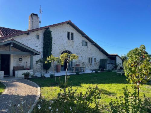 Guiche Apartment | La Bastide de Guiche Entre Océan et montagnes