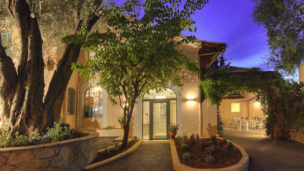 California - Pezou Hotel | La Bastide de l'Oliveraie