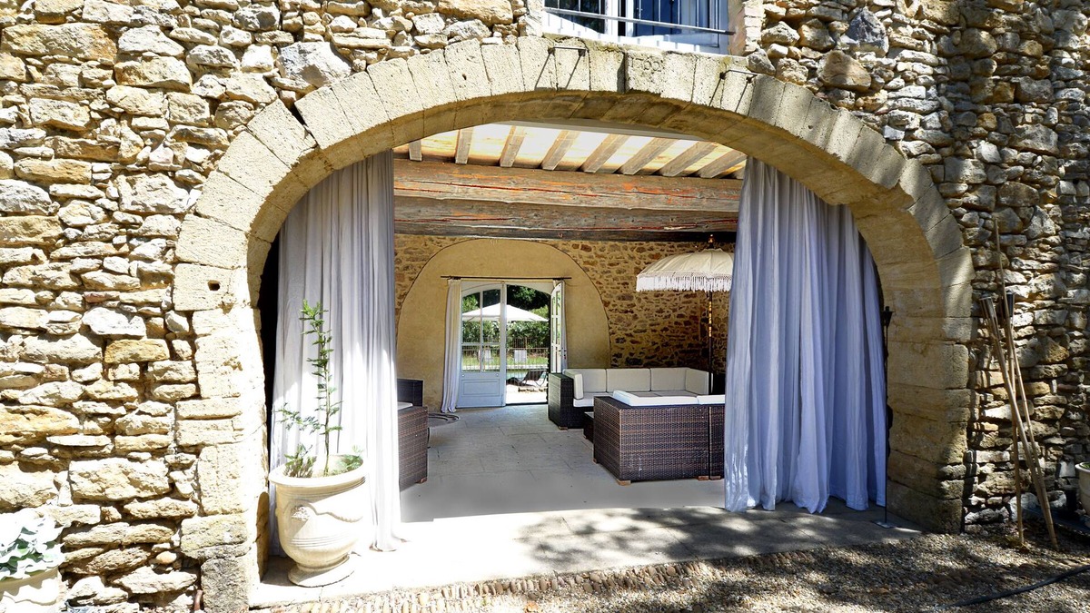 Laudun House | La Bastide du Farfade