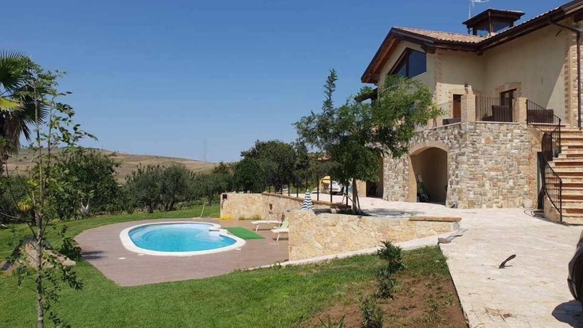 Melfi Bed & Breakfast | La Bella Vista