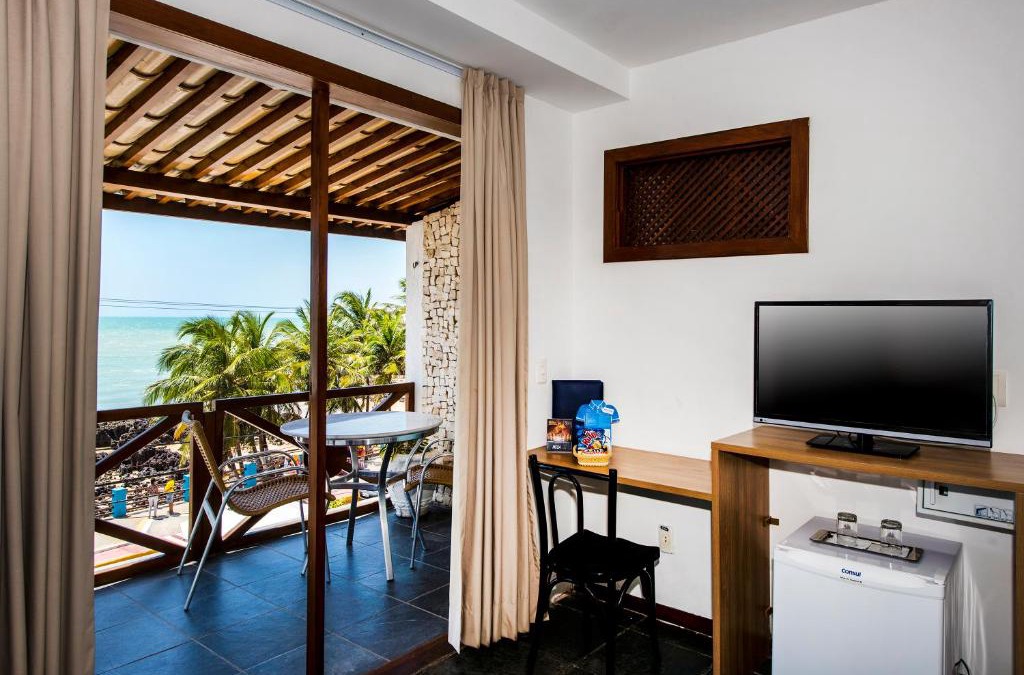 Praia do Meio Hotel | La Belle Beach Hotel