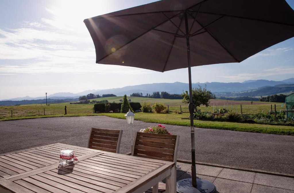 Cottens Ski Chalet | La Belle Ferme