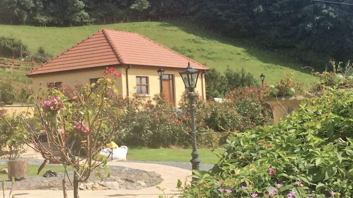 Newry Villa | La Belle Villa, Rostrevor, N. Ireland
