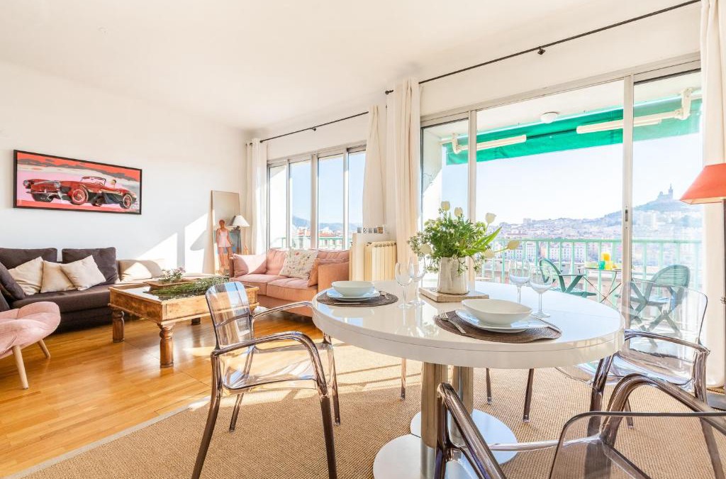 Quartier du Panier Apartment | La Belle Vue - 65m2 au dernier étage avec ascenseur