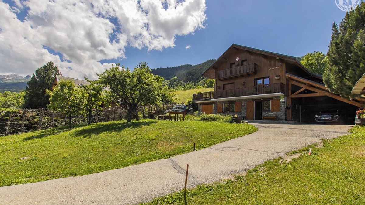 Les Allues House | LA BERTINA - MERIBEL LES ALLUES