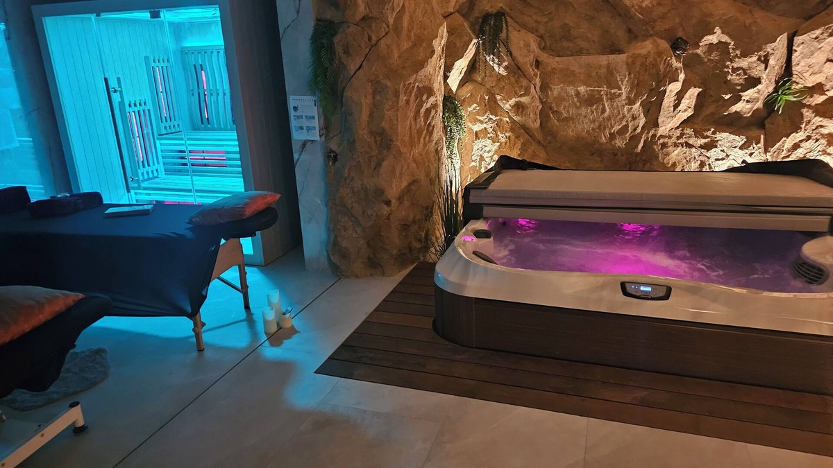 Besse-sur-Issole Bed & Breakfast | La Bess'itude bed and breakfast Riad 1001 nuits