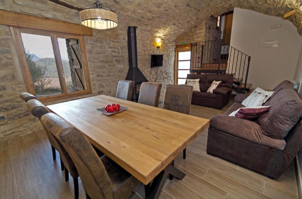 Las Ventas de Santa Lucia House | La Bodega de Puy