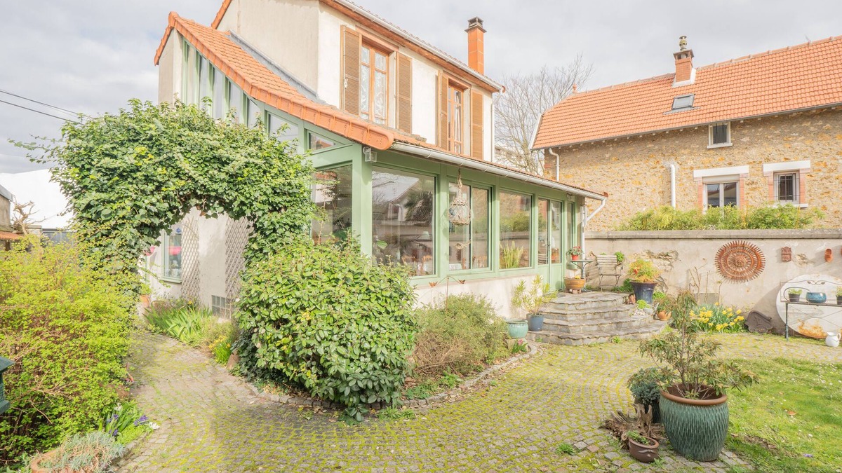 Adamville House | La Bohème ~ Maison de 100m² ~ Avec Jardin de 200m², Proche Paris et RER A