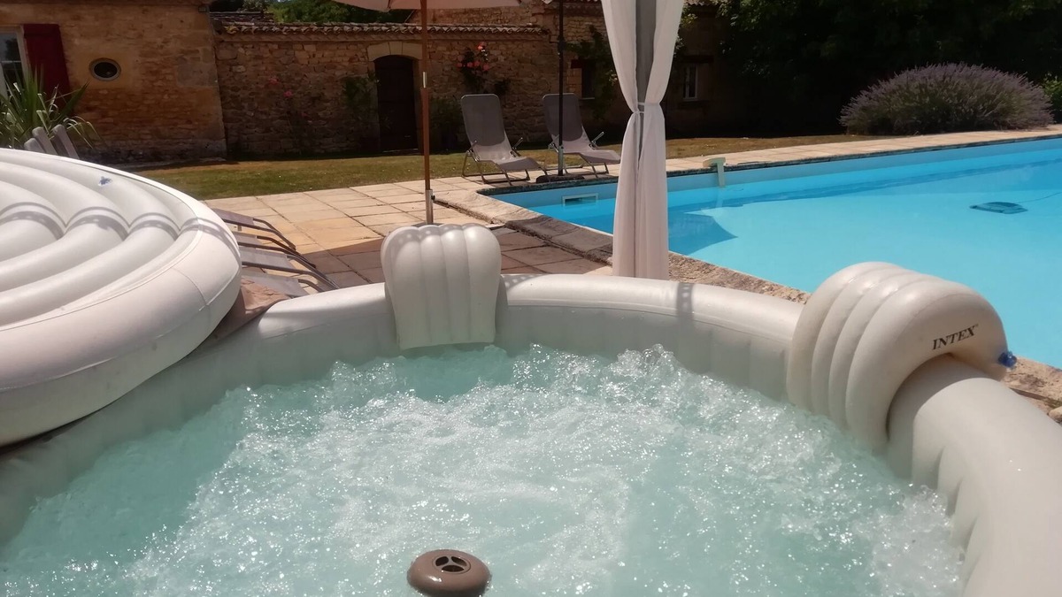 Sainte Croix de Beaumont Bed & Breakfast | La Borie du Chevrier