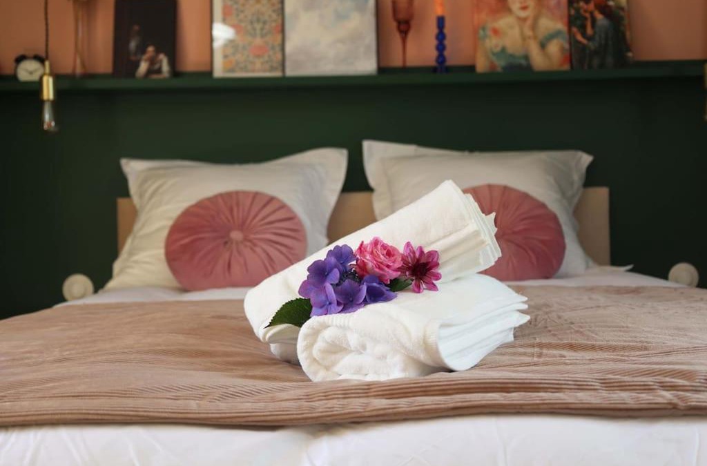 Brix Apartment | "La Botanique" Gîte de Charme dans un château de campagne & SPA