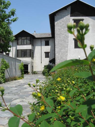 Vanzaghello House | La Bottega Del Falegname