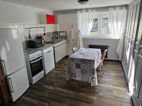 Langeac Apartment | LA BOURZEDE