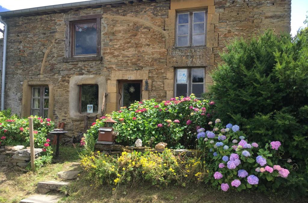 Gembes House | La Boutique Naturelle