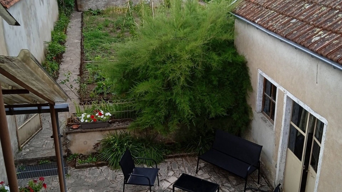 Arnay-le-Duc House | La Buissonniere