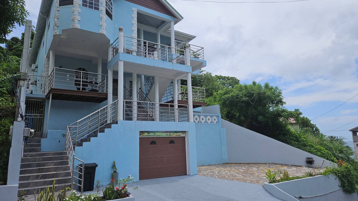 Laborie Apartment | La Bwizan Inn Apts. #3
