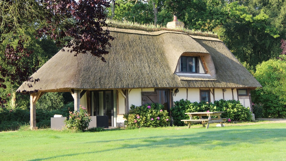 Flancourt-Catelon Cottage | La chaumière - Charming romantic cottage in 20Ha of greenery - Normandy