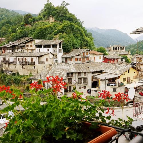 Melle Apartment | La Ca' d' Rina Casa Vacanze