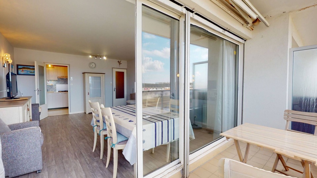 Saint-Gilles-Croix-de-Vie Apartment | La Cabine du Capitaine