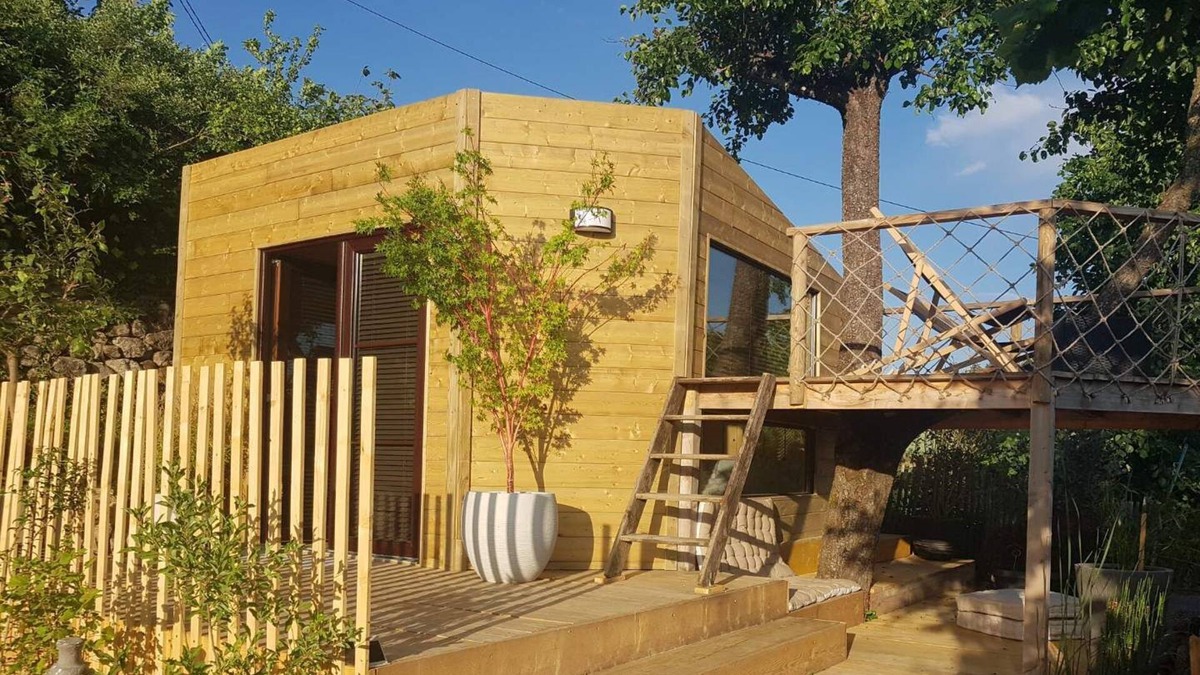 Vernoux-en-Vivarais Cabin | La Cabane à thé