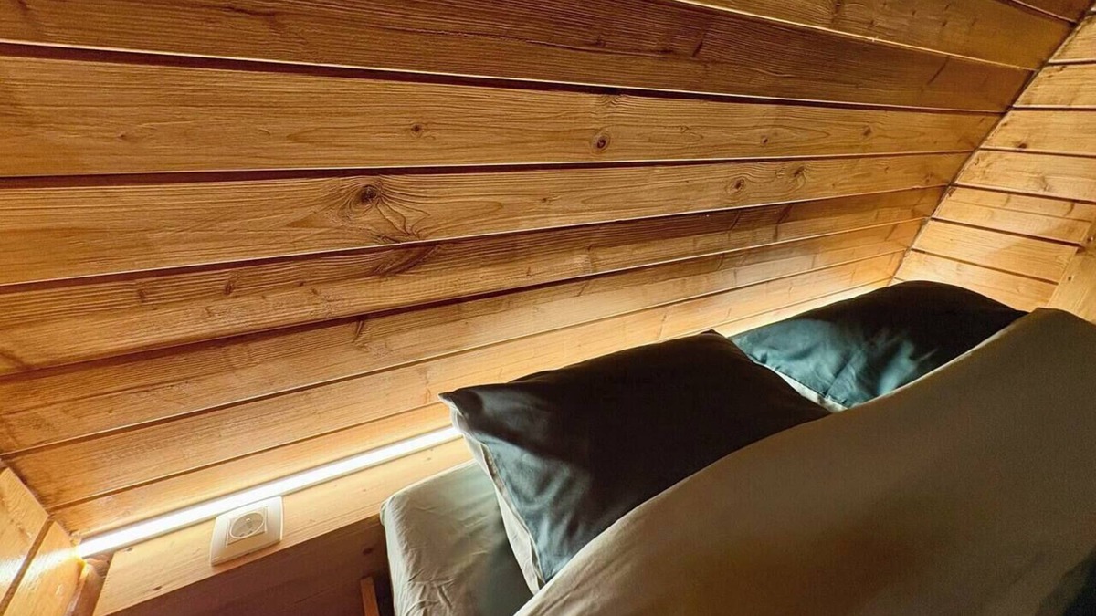Montleban Cabin | La Cabane du Grand Chêne (2 adults+2 children max)