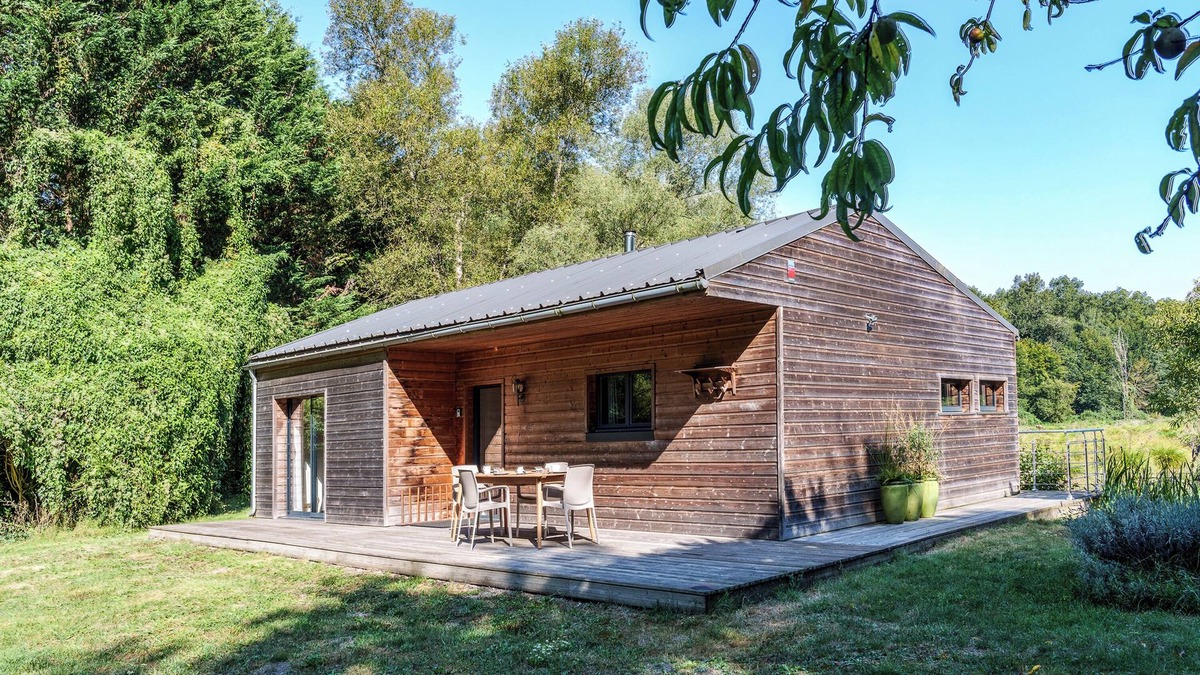 Mazieres-de-Touraine Cabin | La Cabane du Pont du Douet